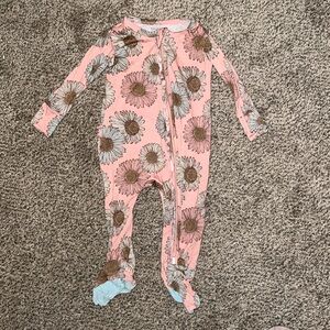 Posh peanut sunflower zippy